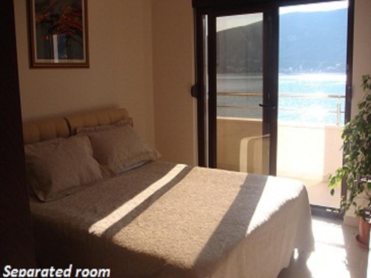 Apartments Twins Herceg Novi Phòng bức ảnh